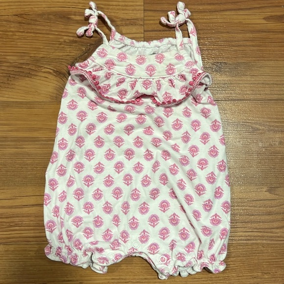 2 summer rompers - Picture 2 of 6